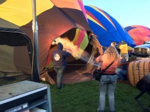 Một khinh khí cầu chuẩn bị được thả lên - Ảnh: wtop.com