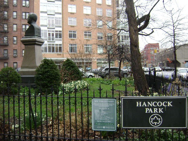 cong-vien-Hancock-Park